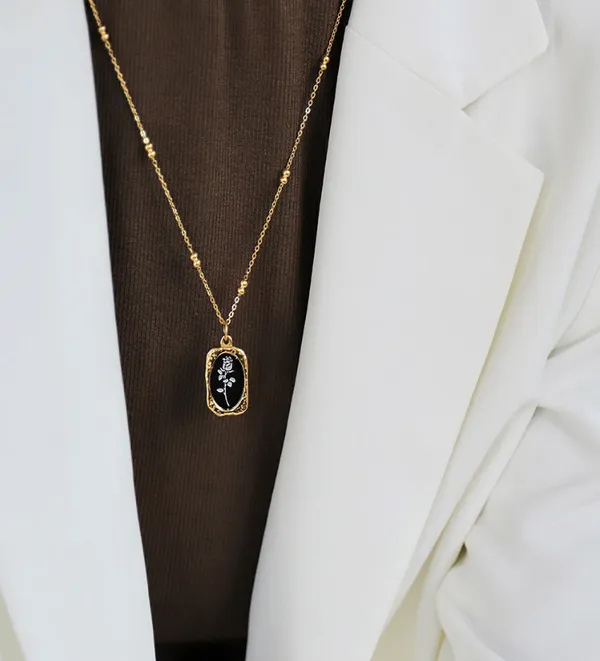 Gold_Necklace_For_Women